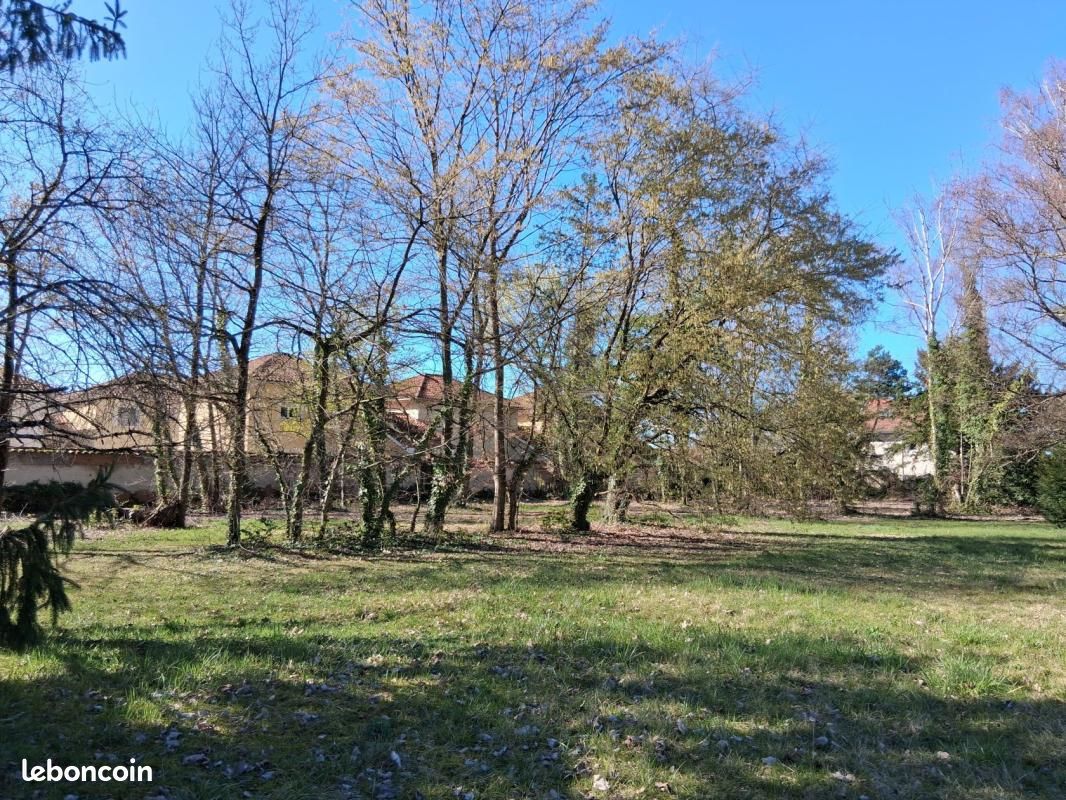 Terrain 336 m² Pont De Cheruy · à Pont-de-Chéruy · 143 000 €