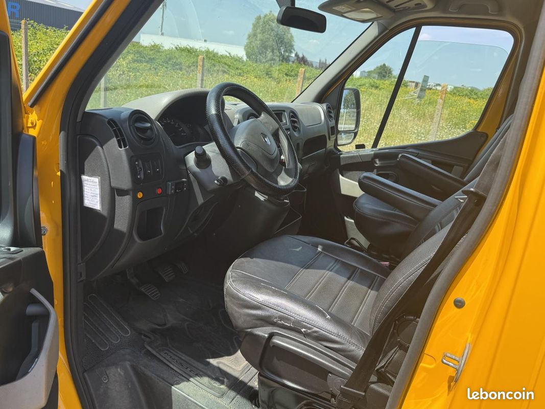 RENAULT MASTER Confort F3500 L2H2 2.3 dCi 145 CV 05/2017 garantie 12 mois (image 7)