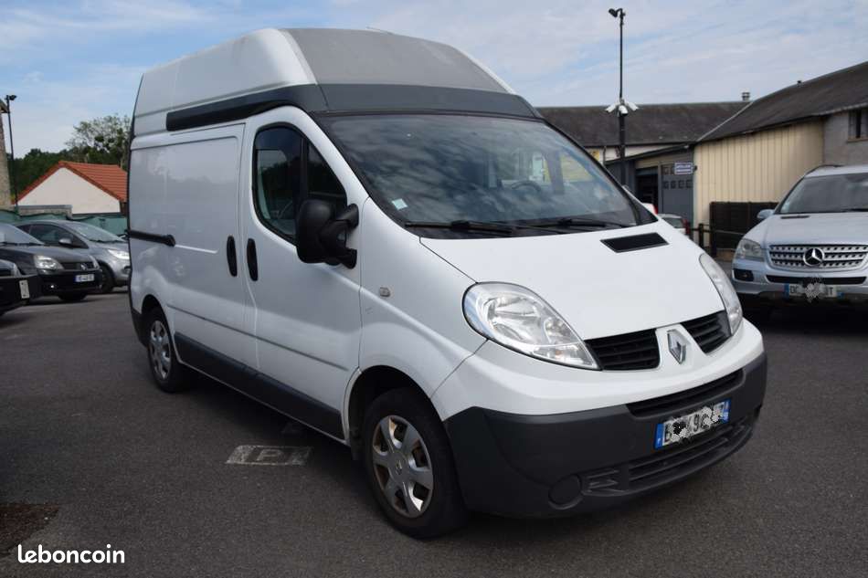 Renault TRAFIC II CONFORT 2.0 DCI 90CV L1 H2 ........ PAR OUVERT 7/7 SUR RDV ......... (image 3)