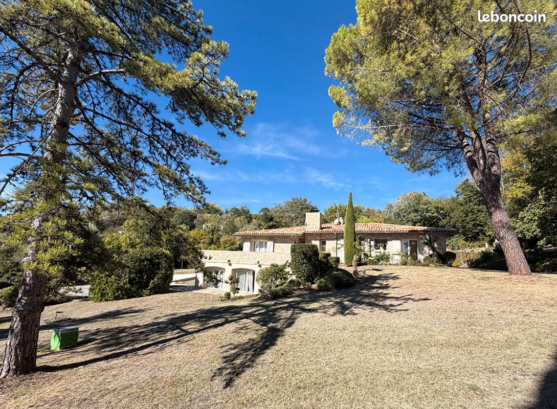 Maison 5 pièces 267 m² · à Montpezat-de-Quercy · 267 m² · 499 000 €