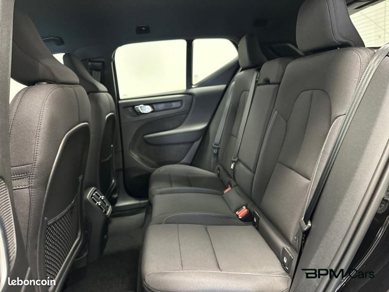 Volvo EX40 Single Extended Range 252ch Plus (image 27)