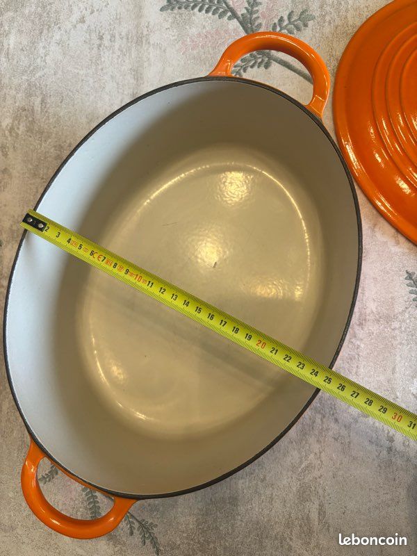 Grosse cocotte en fonte Le Creuset - Arts de la table