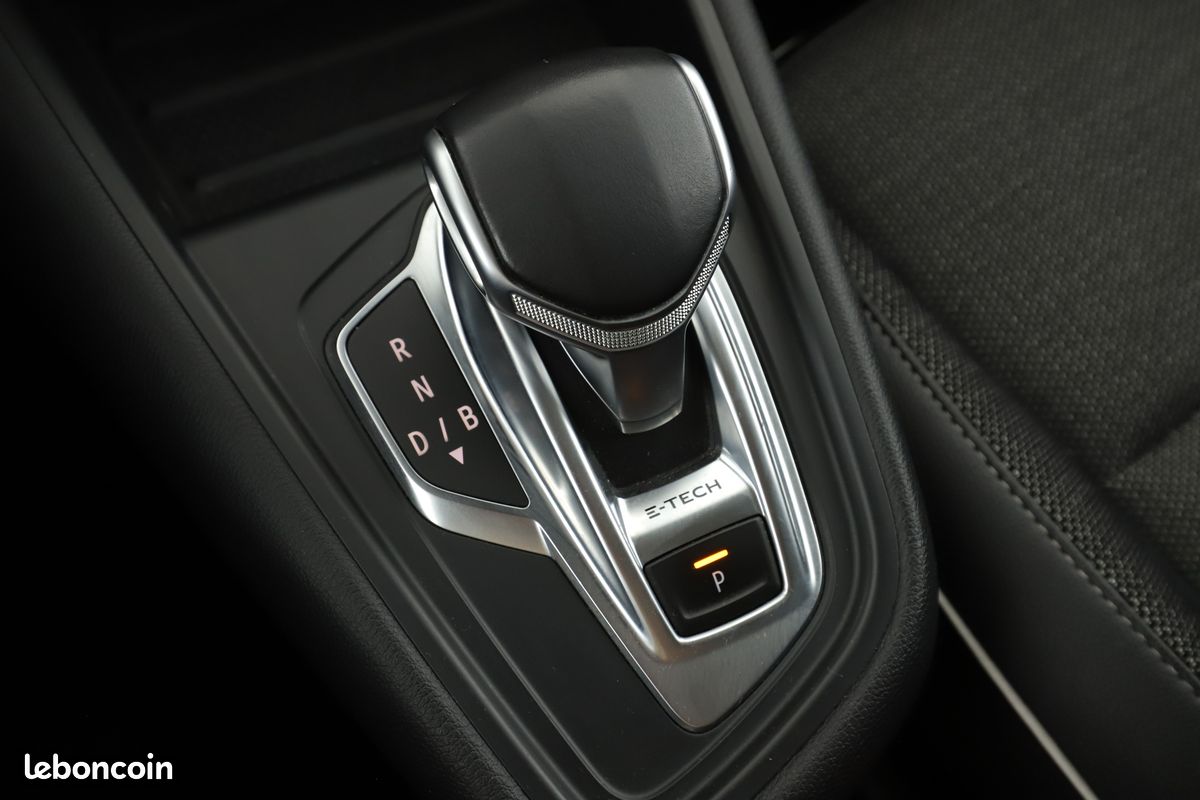 Renault Captur 1.6 E-Tech Plug-in Intens 160 ch (image 29)