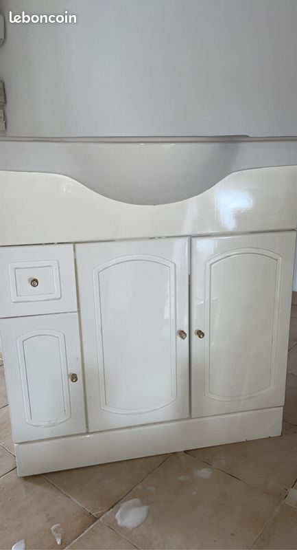 Meuble + miroir de salle de bain (image 2)