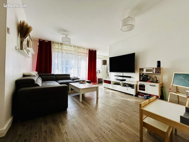 Appartement 4 pièces 81 m²