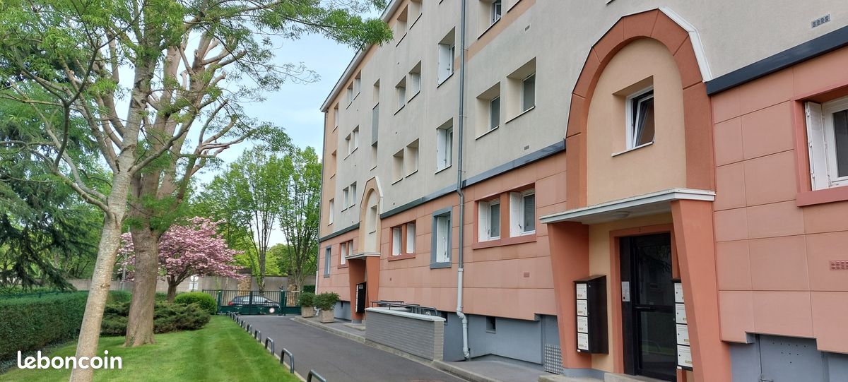Appartement 3 pièces 66 m² · à Clamart · 66 m² · 279 000 €