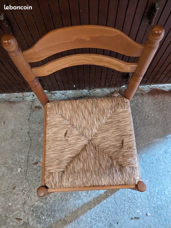 Chaise bois en pin avec assise en paille (image 2)
