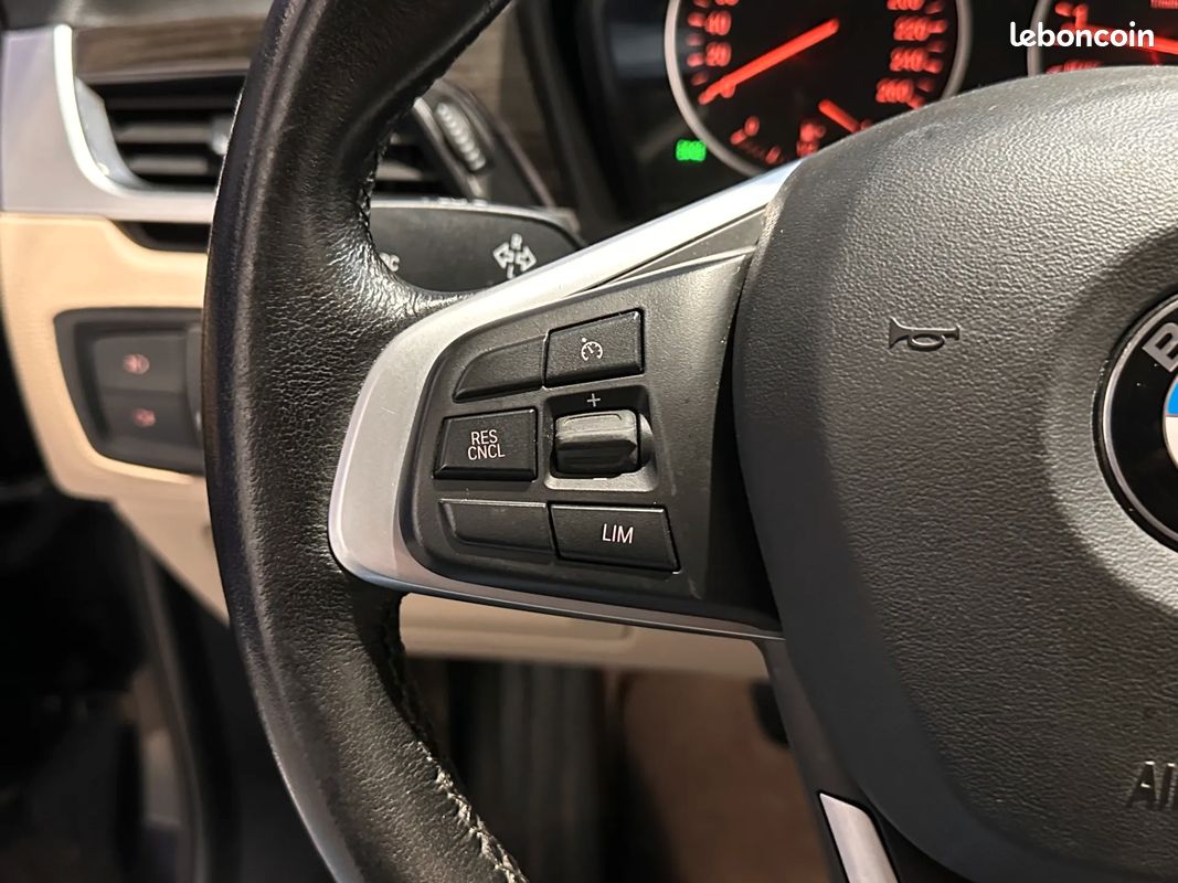 BMW X1 2.0 192ch Lounge - 2017 - 94 500 km - Faible kilométrage - Boîte auto (image 12)