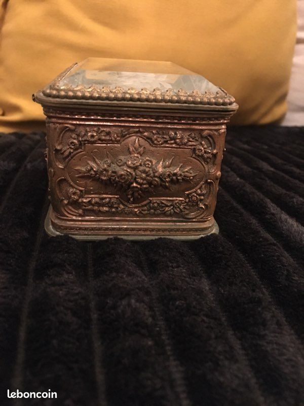 Ancien coffre à bijoux (image 5)