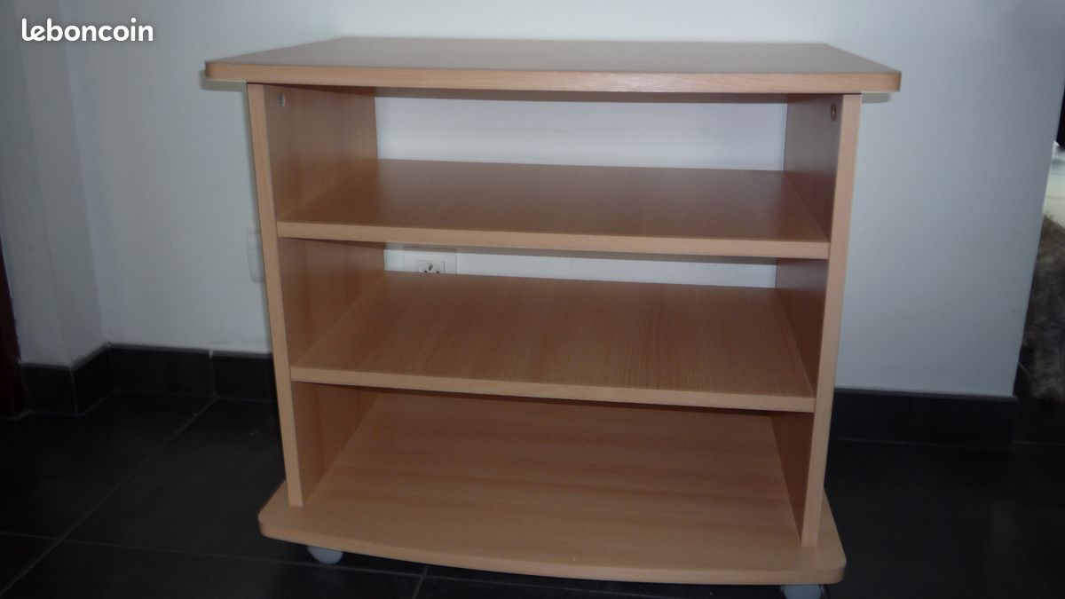 Table basse sur roulettes (image 1)