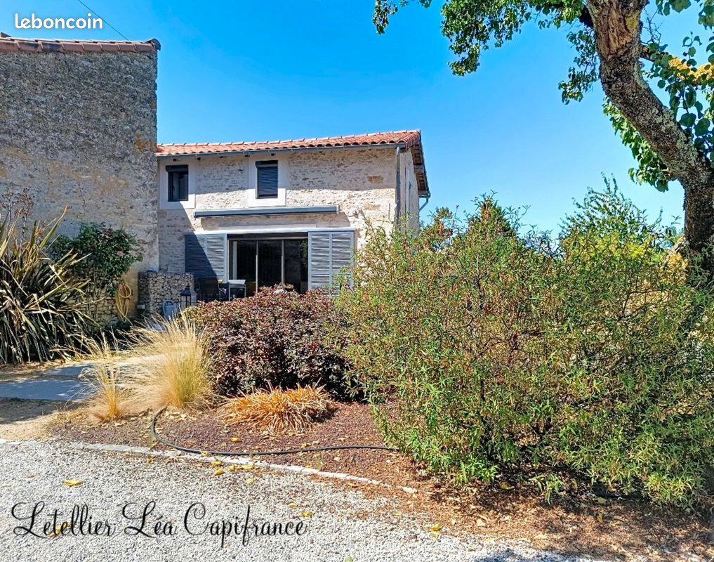 Maison 6 pièces 157 m² · à Exireuil · 157 m² · 279 500 €