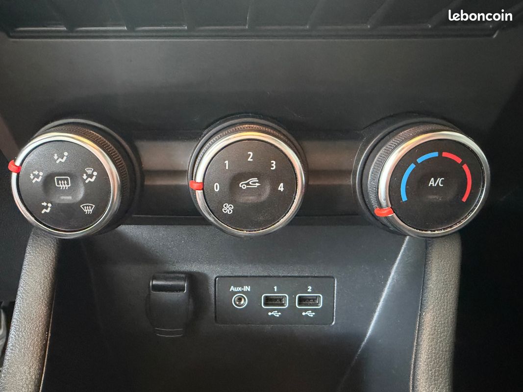 RENAULT CLIO 1.0 TCE 90 EQUILIBRE -APPLE CAR PLAY-GARANTIE 6 MOIs (image 30)
