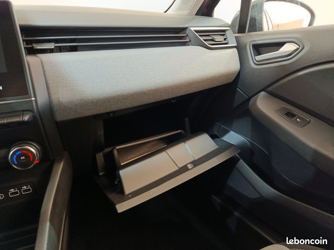 Renault Clio (5) Evolution Blue dCi 100 -25 (image 37)