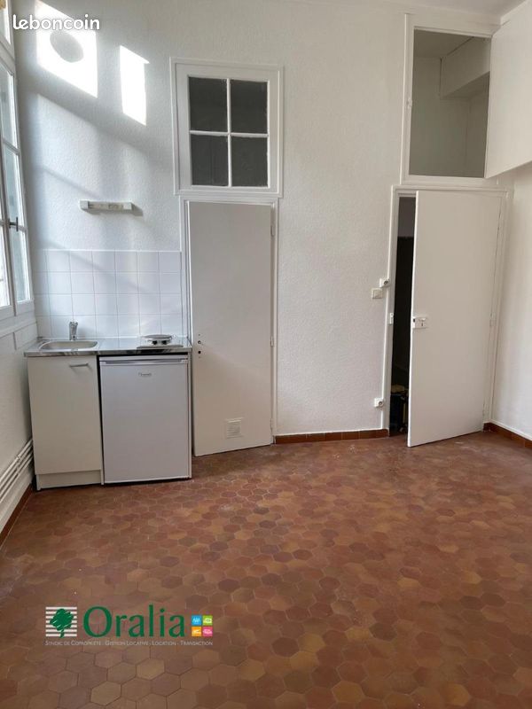 Appartement 1 pièce 19 m² · à Dijon · 19 m² · 300 €