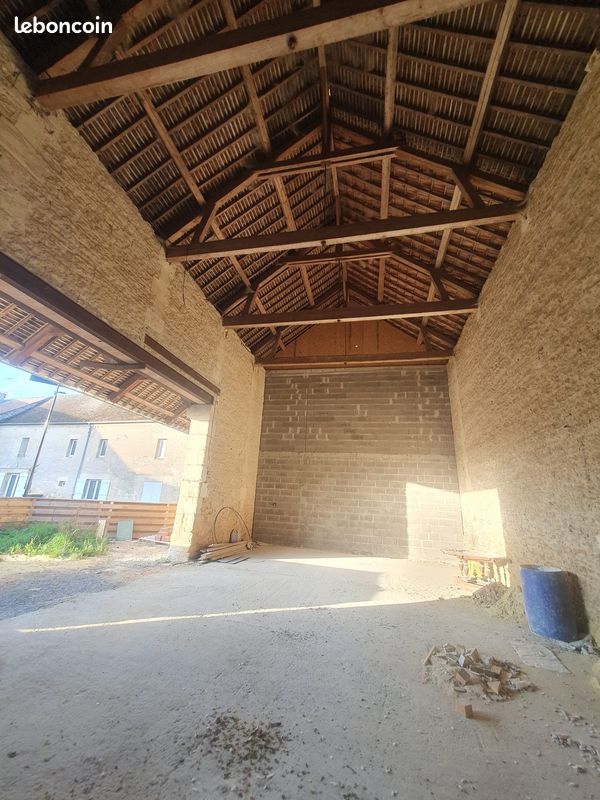 Maison 1 pièce 170 m² · à Biéville-Beuville · 170 m² · 137 000 €