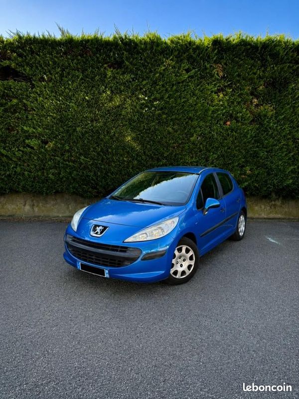 Peugeot 207 1.4 90 EXECUTIVE PACK / Embrayage neuf / distribution neuve / 2 clés...... (image 1)
