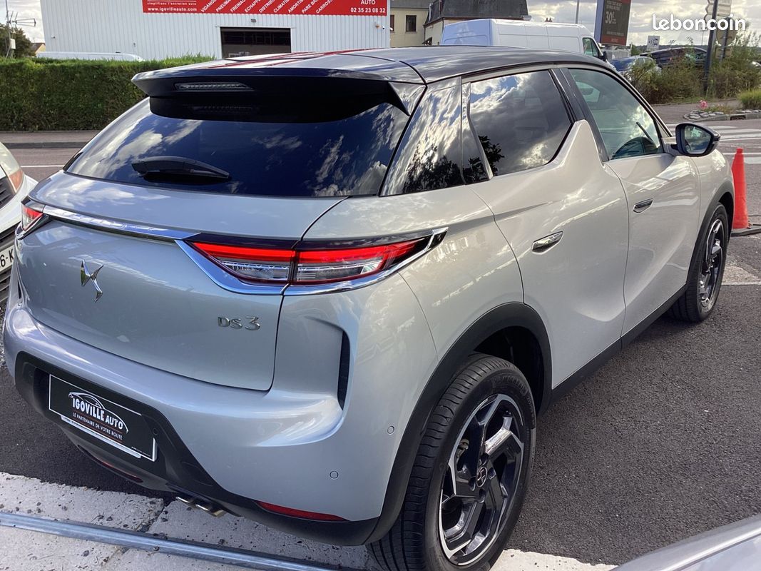 DS DS 3 CROSSBACK Grand Chic 130 CV ESSENCE BOITE AUTO (image 4)