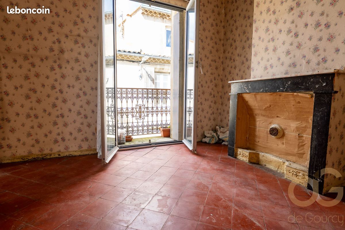 Immeuble 145 m² · à Nîmes · 145 m² · 200 000 €