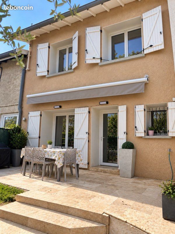 Maison 5 pièces 112 m² · à Saint-Laurent-de-Mure · 112 m² · 342 000 €