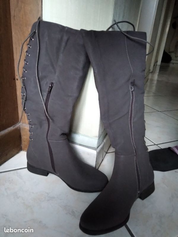 Bottes femmes neuves grises en cuir (image 5)