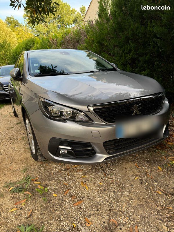 Peugeot 308 (image 1)