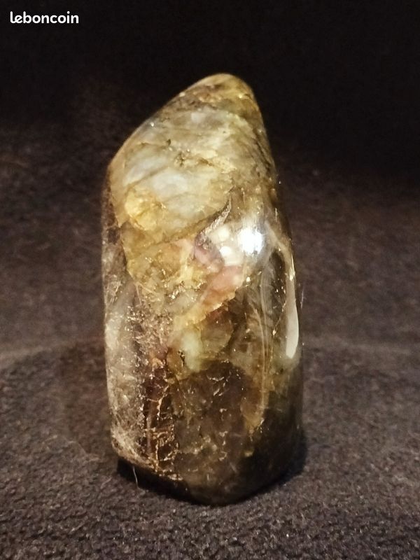 Labradorite (image 7)