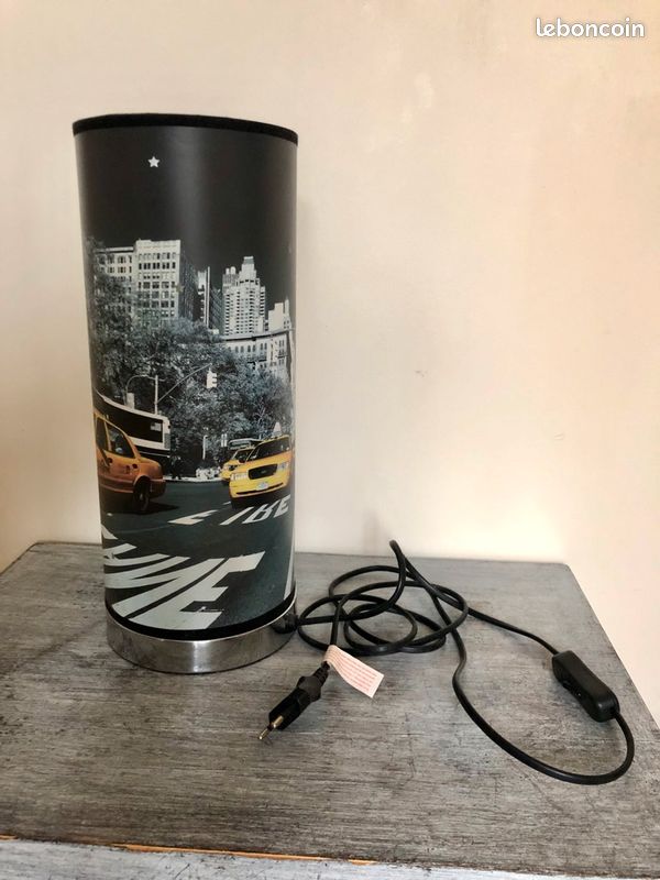 Lampe de chevet New York (image 1)
