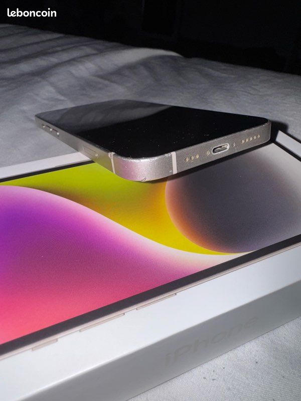 IPhone 14 (image 4)