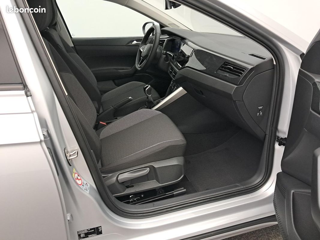 VOLKSWAGEN Taigo 1.0 TSI 95 BVM5 VW Edition (image 15)