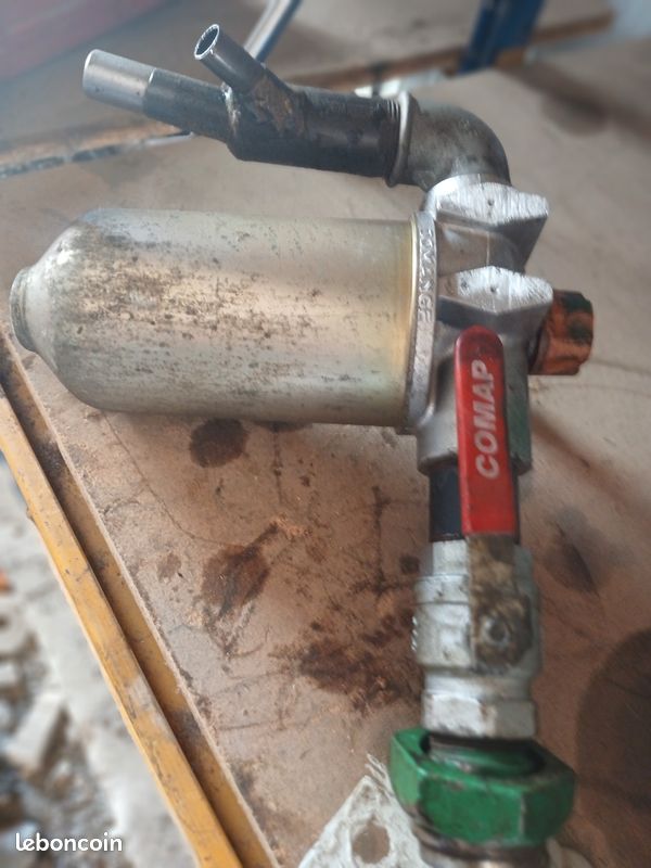 Support filtre hydraulique (image 2)