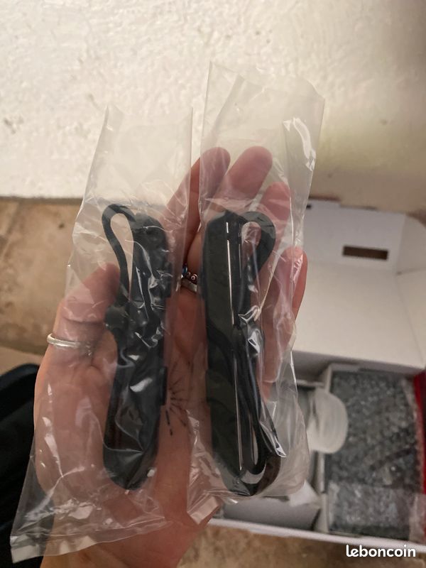Nintendo switch neuve + housse de protection + 2 jeux (image 5)