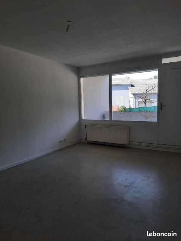 Appartement 3 pièces 69 m² · à Salaise-sur-Sanne · 69 m² · 666 €