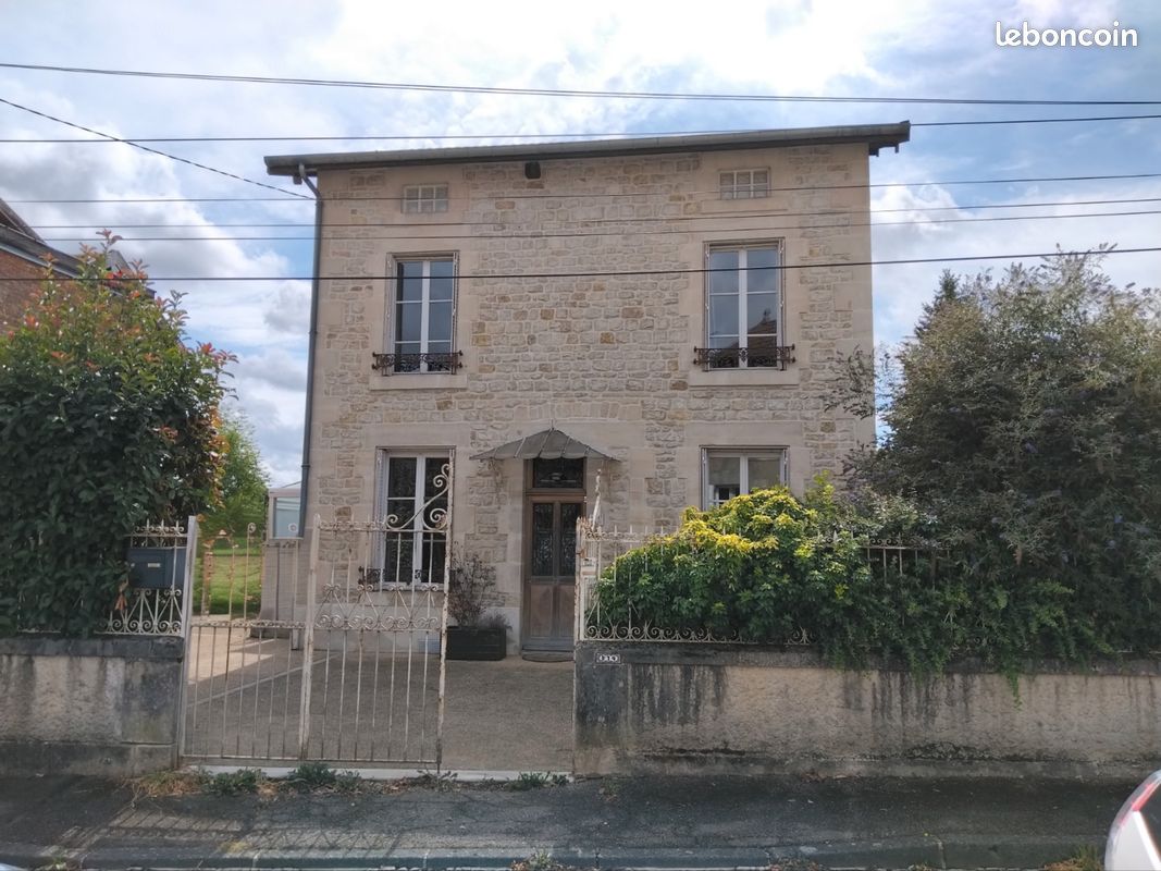 Maison 6 pièces 185 m² · à Eurville-Bienville · 185 m² · 192 000 €
