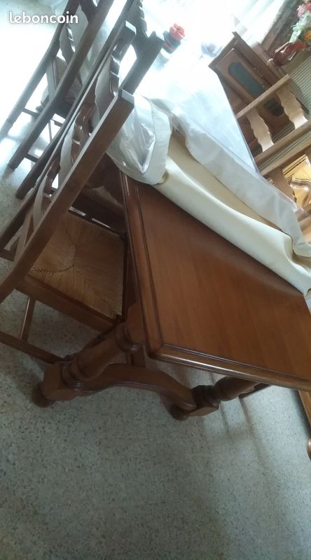 Table de séjour chêne massif (Louis XIV) (image 1)