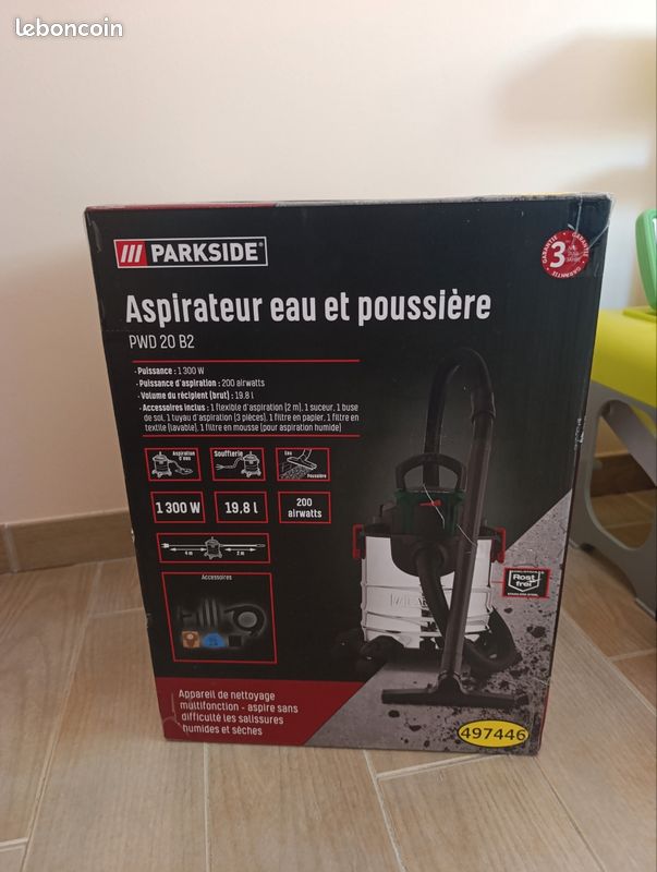Aspirateur 1300W eau et poussières Neuf pas ouvert (image 3)