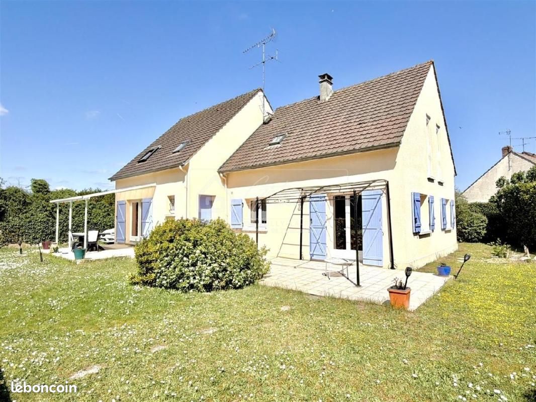 Maison 6 pièces 148 m² · à Milly-la-Forêt · 148 m² · 365 000 €