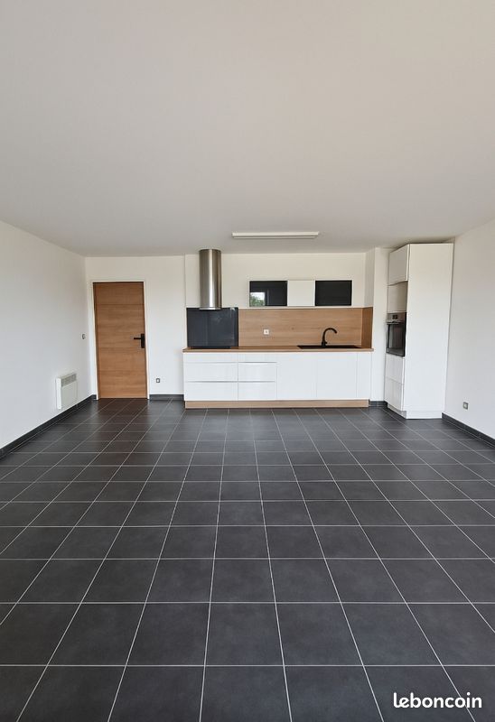 Appartement 4 pièces · à Salses-le-Château · 940 €/mois