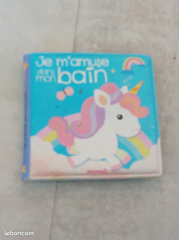 Livre bain licornes (image 1)