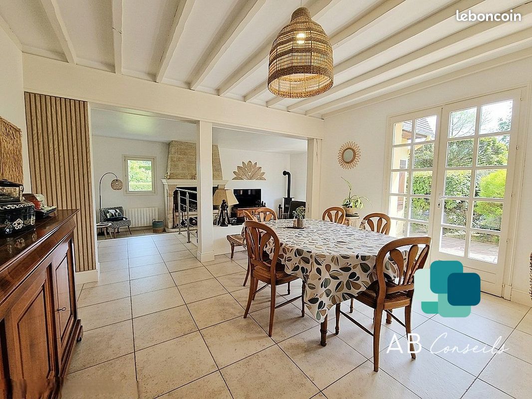 Propriété 6 pièces 208 m² (image 11)