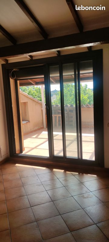 Appartement 2 pièces 56 m² · à Pertuis · 56 m² · 720 €