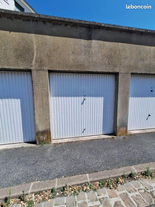 Parking 13 m² · à Sainte-Savine · 13 m² · 13 900 €