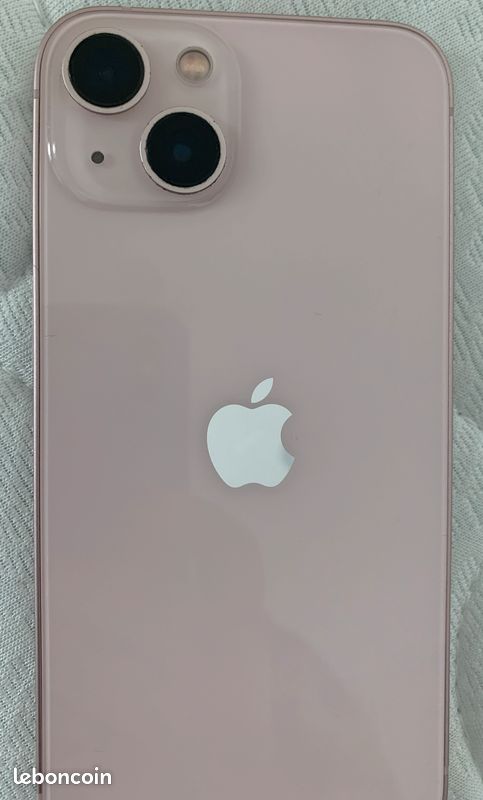 IPhone 13 pink (image 9)