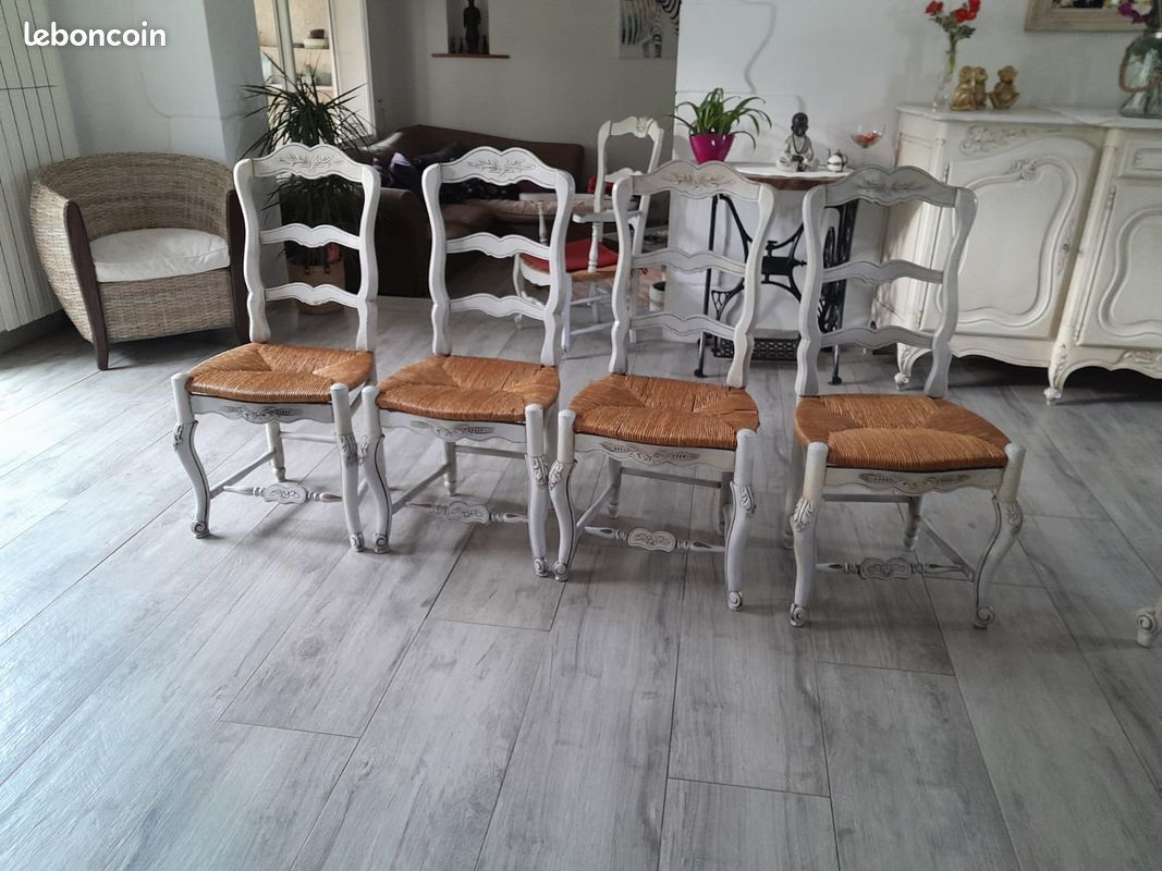 Table et chaises en noyer massif blanc (image 2)