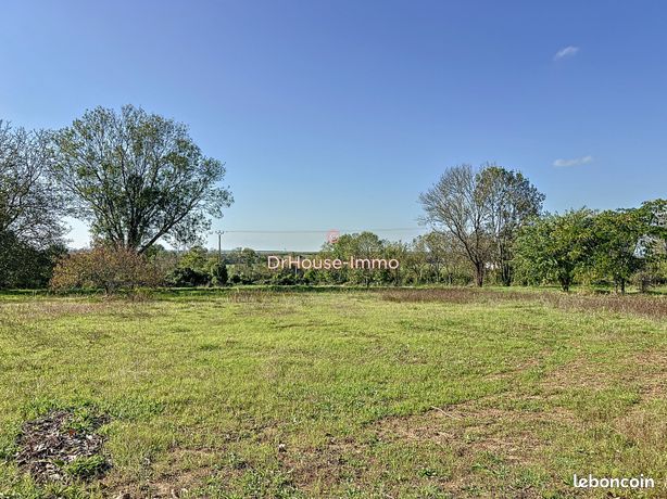 Terrain 1375 m² la bretonniere la claye
