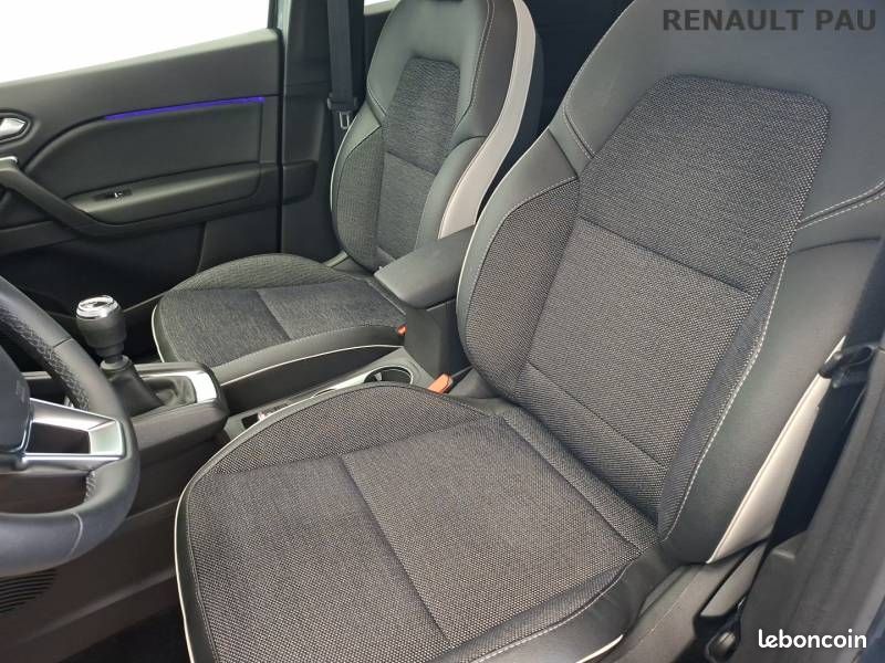 Renault Captur mild hybrid 140 Techno (image 12)