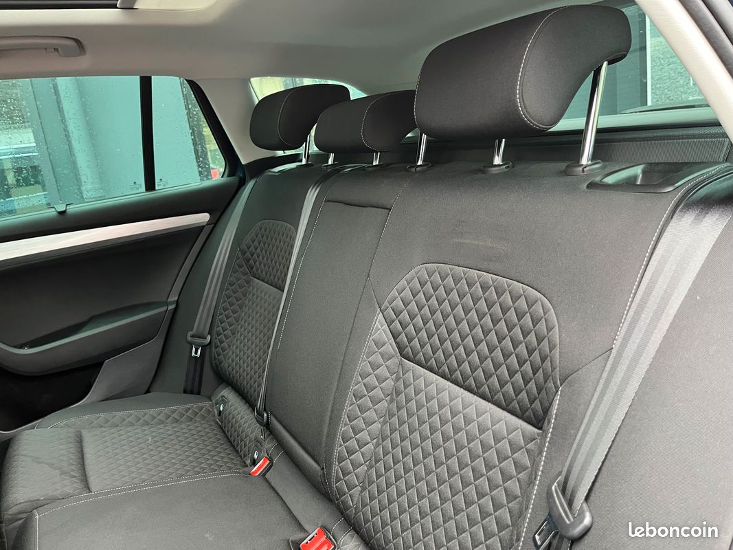 SKODA Superb Combi 1.4 TSI 218ch PHEV (image 4)