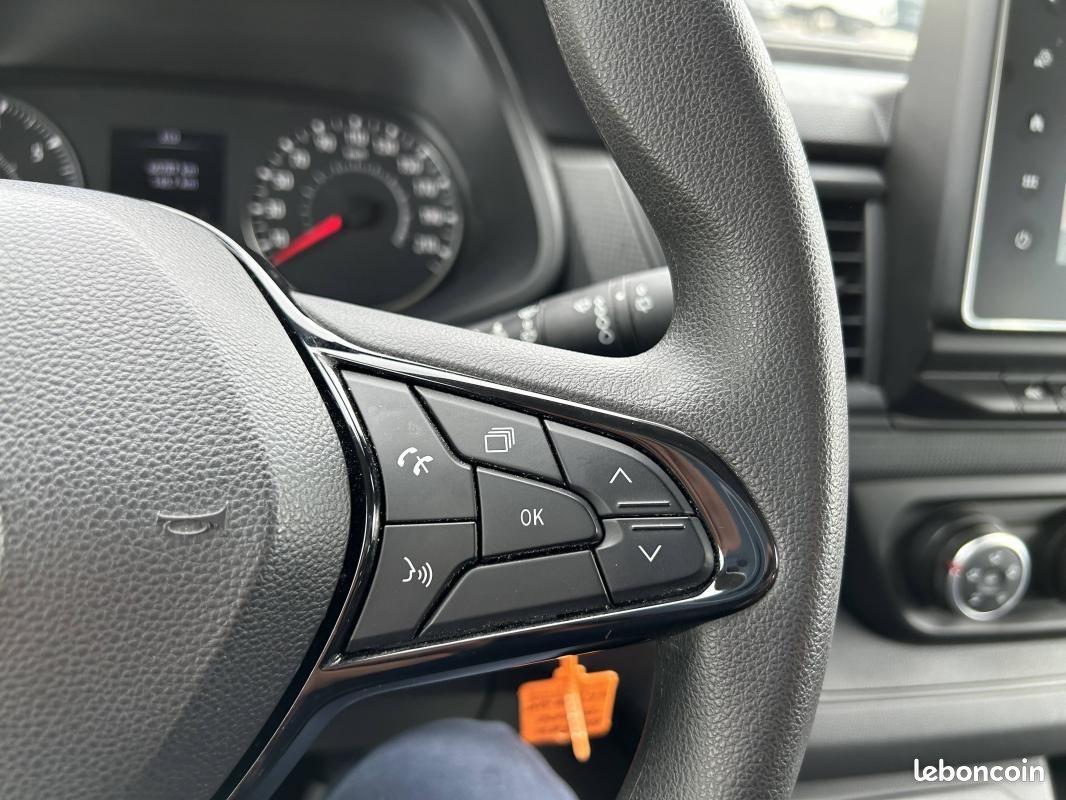 Renault Trafic L2 DCI 150 CH ZEN (image 21)
