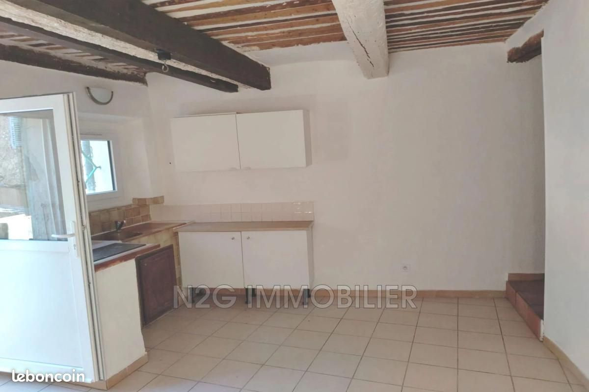 Appartement 1 pièce 22 m² · à Callas · 22 m² · 395 €/mois