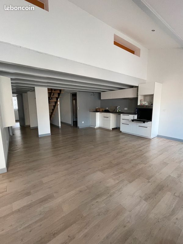 Appartement 4 pièces 90 m² · à Pau · 90 m² · 965 €