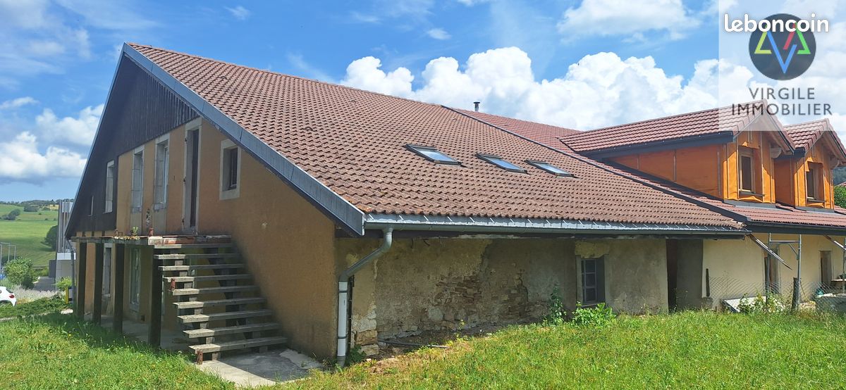 Maison 4 pièces 300 m² · à Métabief · 300 m² · 270 000 €